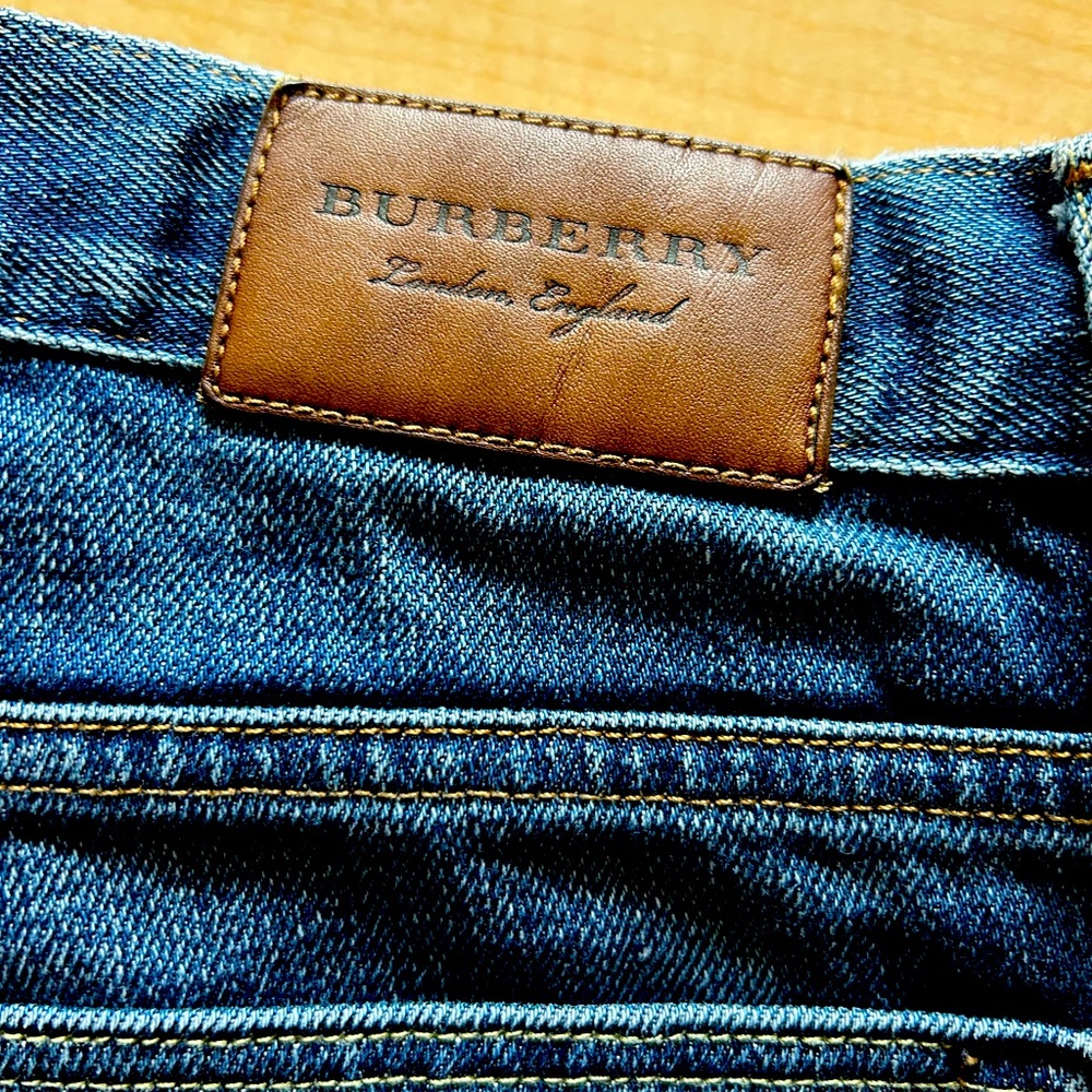EXCELLENT condition men’s Burberry jeans